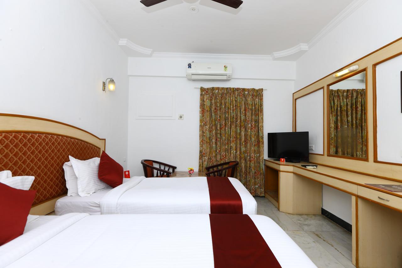 Mount Heera Hotel Chennai Bagian luar foto