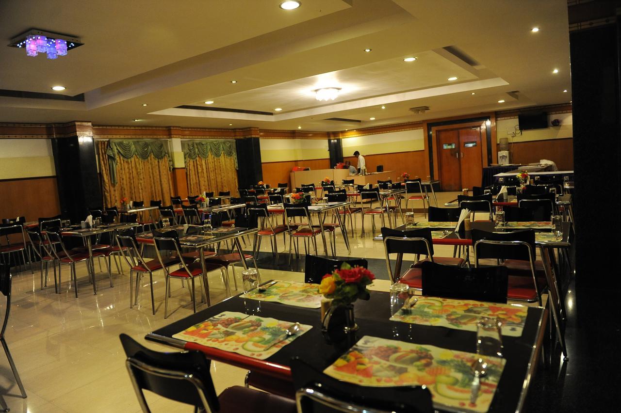 Mount Heera Hotel Chennai Bagian luar foto