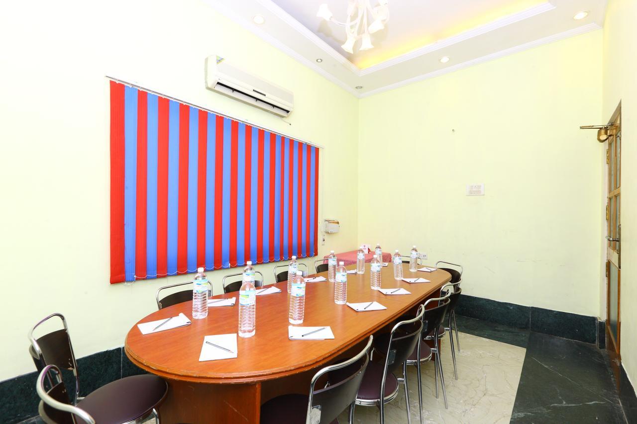 Mount Heera Hotel Chennai Bagian luar foto