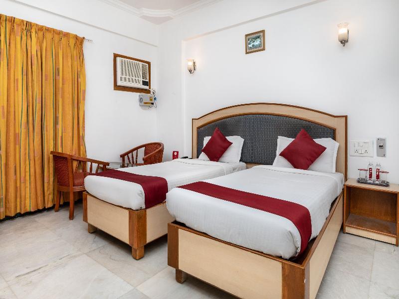 Mount Heera Hotel Chennai Bagian luar foto